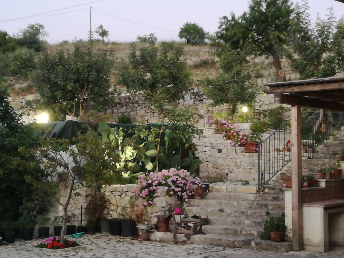 La Pietra Villa Chiaramonte Gulfi Luaran gambar