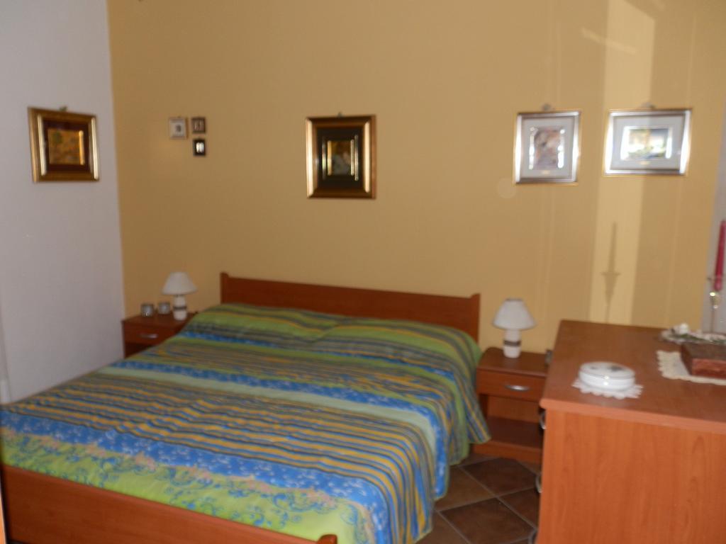 La Pietra Villa Chiaramonte Gulfi Bilik gambar