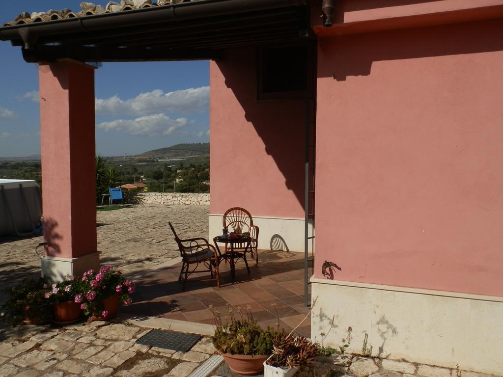 La Pietra Villa Chiaramonte Gulfi Bilik gambar