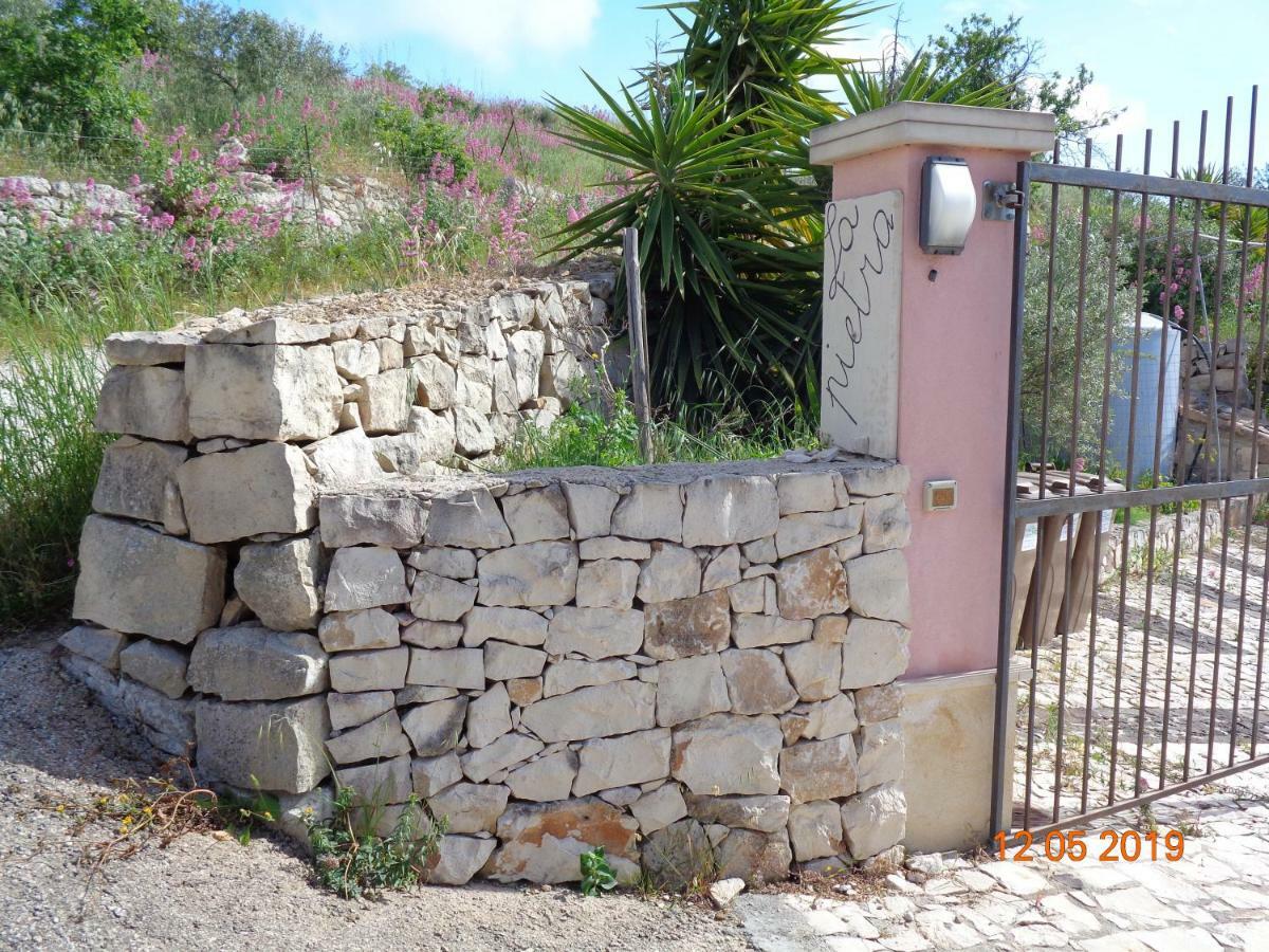 La Pietra Villa Chiaramonte Gulfi Luaran gambar